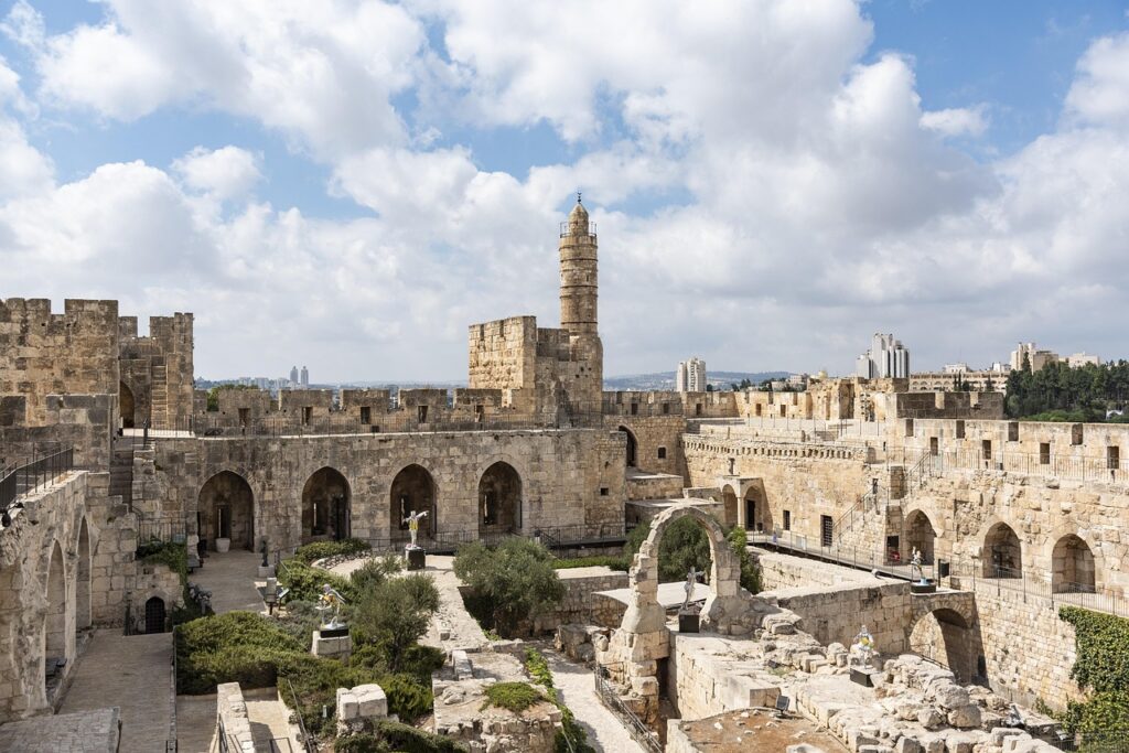 7 things to buy in jerusalem